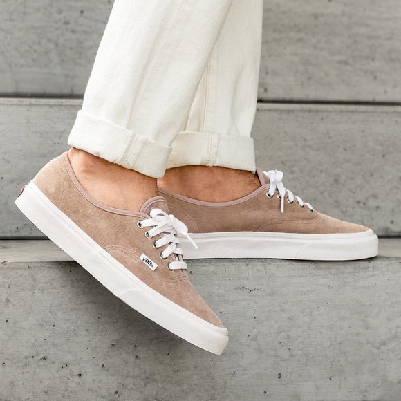 pig suede authentic vans